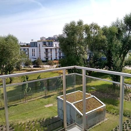 Cozy Apartment In Wilanow Warsaw Exterior photo